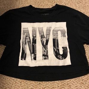 Cute cropped T shirt